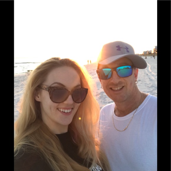 Meet your Posher, Elena - Picture 8 of 16